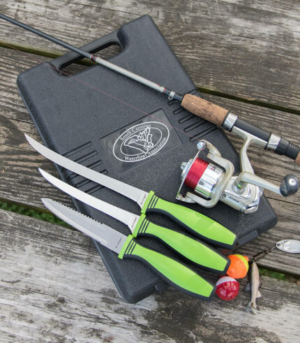 Sarge's fishing kit includes 2 fillets, 1 knife cutting board and sharpening rod. The case can be logoed.